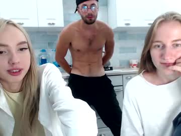 webcam couple nearsaturn today image #2245812