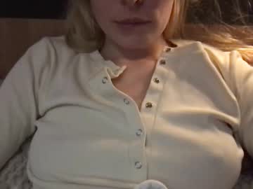 webcam girl honeynymph today image #4070855