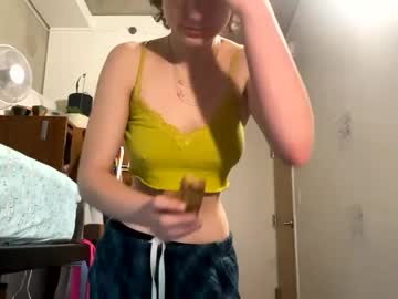 webcam girl iamskyec today image #3994004
