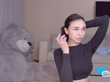 webcam girl hollyextra today image #289792