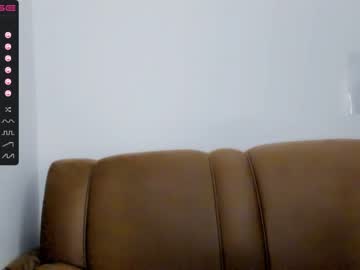 webcam girl lady_yas today image #111825