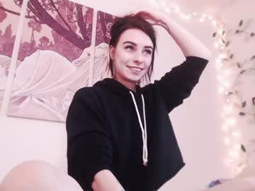 webcam girl eeeveee today image #1460409