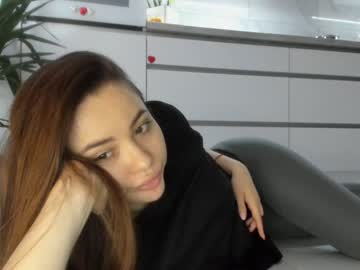 webcam girl meryfoxxx today image #2457399