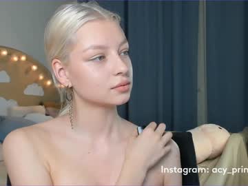 webcam girl icyprincesss today image #110597