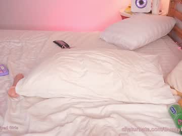 webcam girl bunnybonn1e today image #3544704
