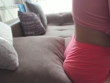webcam girl mia_milonovich today image #1083771