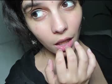 webcam girl lilbeccaxo today image #1778694