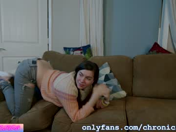 webcam girl chroniclove today image #960614