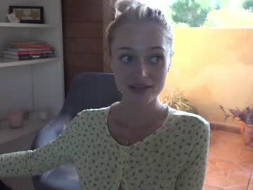 webcam girl joobeelee today image #589125