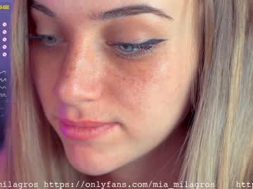 webcam girl mia_milagros today image #558450