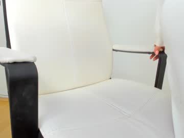 webcam girl ingridblondy94 today image #3545559