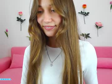 webcam girl ambertan1 today image #2716483