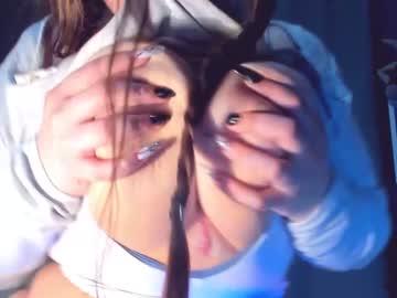 webcam girl bbbeth_ today image #3808163