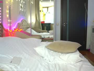 webcam girl oh_julie today image #3809914
