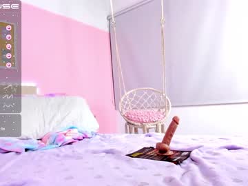 webcam girl little_effy18 today image #3070035