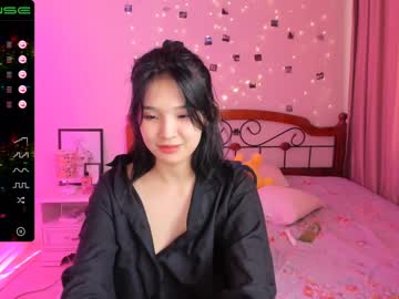 webcam girl aisneon today image #925858