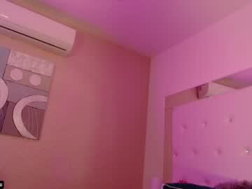 webcam girl holy_alenea today image #1575358