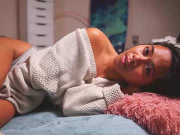 webcam girl seranasenpai today image #507586