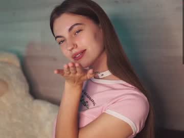 webcam girl hoolybunny today image #2459400