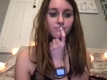 webcam girl tiffanytee2 today image #3413984