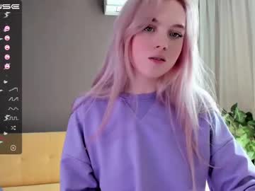 webcam girl small_blondee today image #1629916