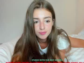 webcam girl coy_amina today image #1823965