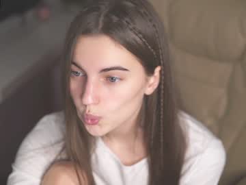 webcam girl hoolybunny today image #188598