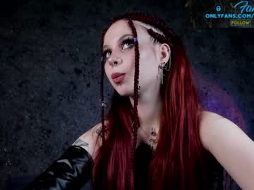 webcam girl maaarynip today image #2915950
