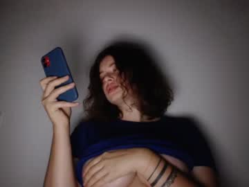 webcam girl gmonline111 today image #1935599