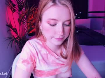 webcam girl pocketrocket_ today image #509762