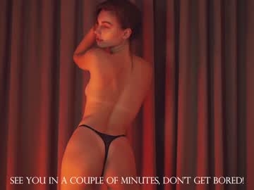 webcam girl hoolybunny today image #3579621