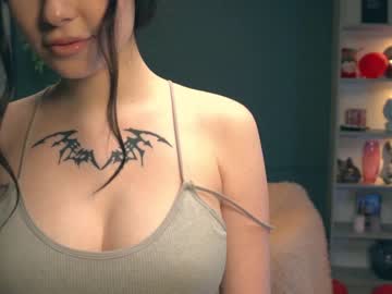 webcam girl ella_knockers today image #1141338