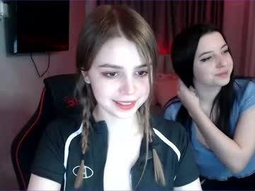 webcam girl dear_helga today image #3989839