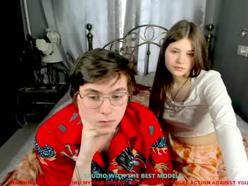 webcam couple karolina_coy today image #1688987