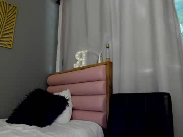 webcam girl roberta_lipa today image #2959138