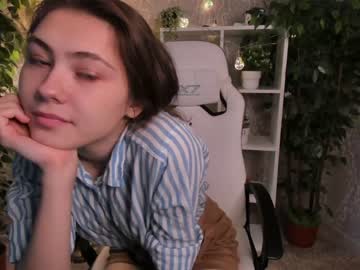 webcam girl little_mandy today image #2083337
