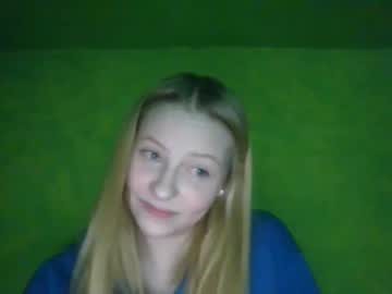 webcam girl nomakeup2024 today image #3989539