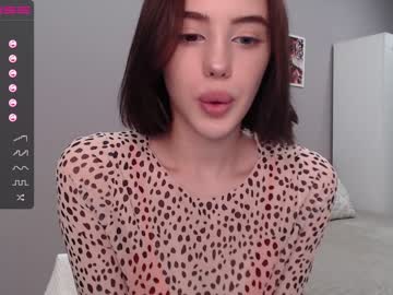 webcam girl angella_kleee today image #1535665