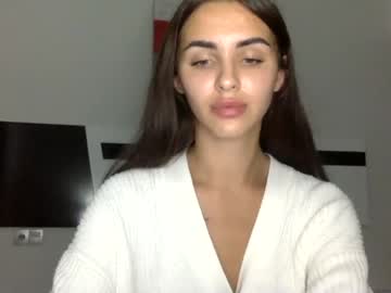 webcam girl camelia_meow today image #1656335