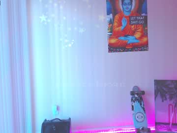 webcam girl petitebrat today image #592012