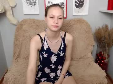 webcam girl betty_miller21 today image #2308450