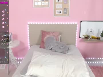 webcam girl little_effy18 today image #1317751