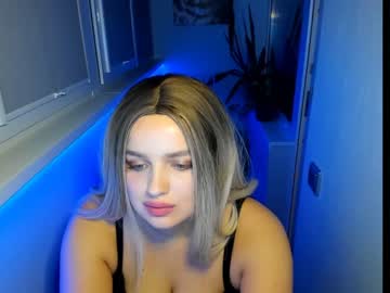 webcam girl whyyousoobssesed today image #3032916