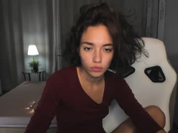 webcam girl ella_flare today image #2595768