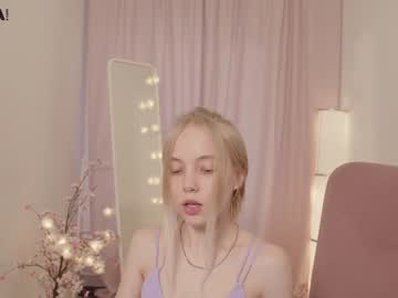 webcam girl appr0ved today image #1421087