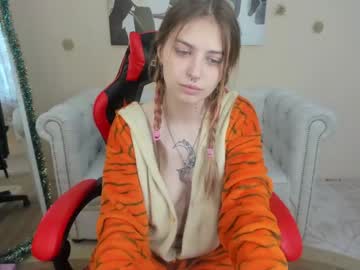 webcam girl kaleriaminx today image #3393782