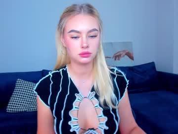 webcam girl 8a8y_nura today image #2016940