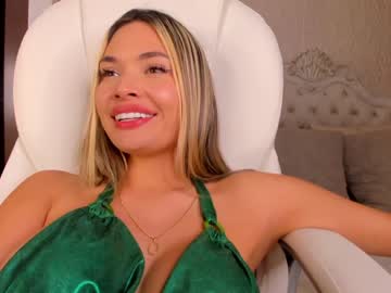 webcam girl ana_carrera1 today image #2052439