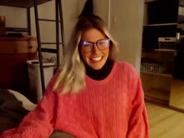 webcam girl bambis_honeypot today image #959904