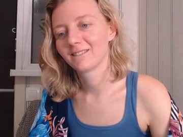 webcam girl elly_helly today image #2402128
